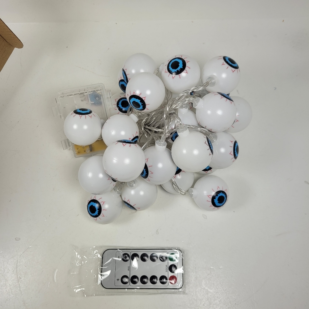 Spooky Eyeball String Lights - White and Blue